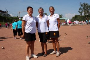 Secteur d’Aubenas : Véronique FAUGIER, Martine JEAN, Isabelle POUZACHE ont perdu en 8ème de finale.
