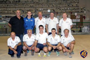 Le groupe qui s'est déplacé en Haute Garonne. Debout : Patrick Verne (entraîneur), Romain Plan, Christian Marres, Michel Méjean et Didier Plan. Accroupis : Daniel Ozil (capitaine), Mario Vivenzio, Alex Terrisse, Julien Moulin et Michel Pastré.