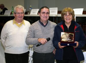 Arlette Durbano a reçu sa médaille des mains de Gaby Hilaire, président du secteur de Privas en présence de Georges Jarjat président de Charmes-Saint Georges