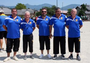-Jean-Paul Croizier, Jacques Zigler, Christian Delhomme, Pierre Fraysse et Patrice Landraud de Valvignères (secteur de Le Teil) ne sont pas sortis des poules, battus 9 à 11 par Tinacci (Alpes Maritimes) et 9 à 13 par Dalzovo (Gers).