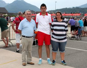 Brice Alves Pereira avec Magali Tracoulat et le président du CBD 07, Marc Valayer