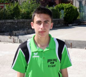 Antoine Fromentoux de Saint Victor (secteur d’Annonay) n’est pas sorti des poules, battu 0 à 13 par Romain Garnier (Rhône) et rebattu 11 à 13 par ce même Garnier à la partie de barrage après avoir bénéficié de l’office. En Coupe de France, il a perdu en huitièmes de finale 11 à 13 devant Melvin Berger (Hérault).