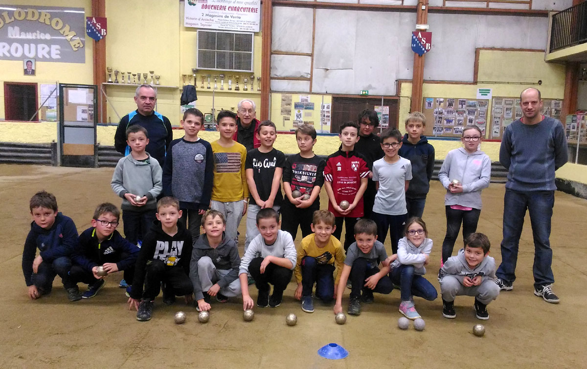 C’est déjà Noel à l’école de boules du Cheylard