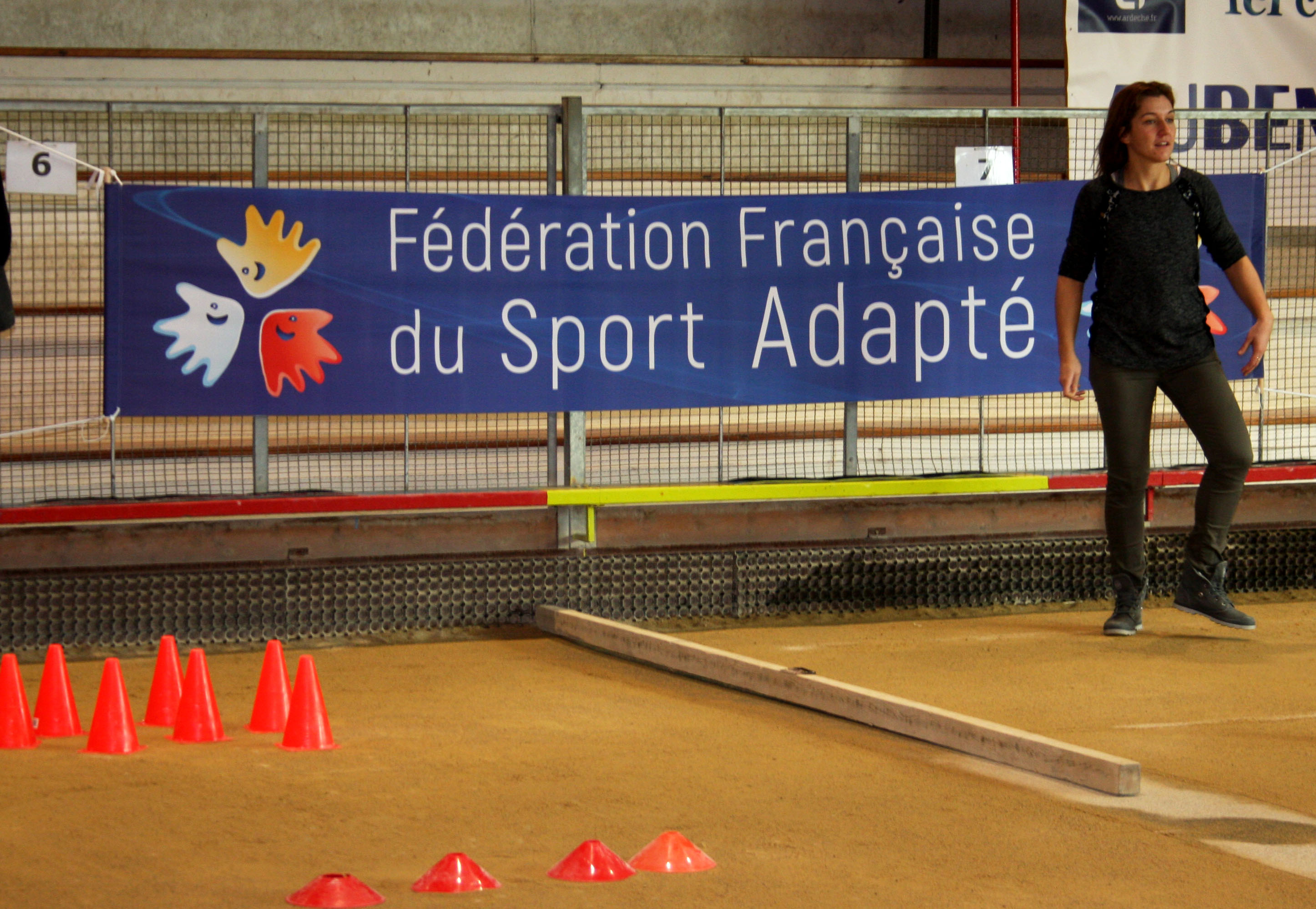 Belle journée de Sport adapté au boulodrome Jean Aubert