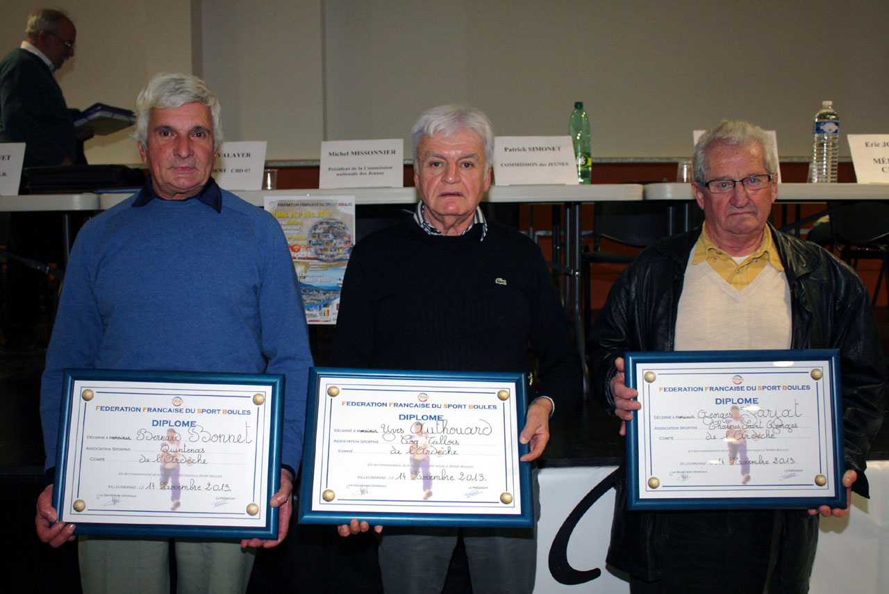 Quatre diplômes d’honneur de la FFSB